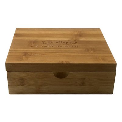 Thee kist hout 6 vaks Bradley's Tea dicht